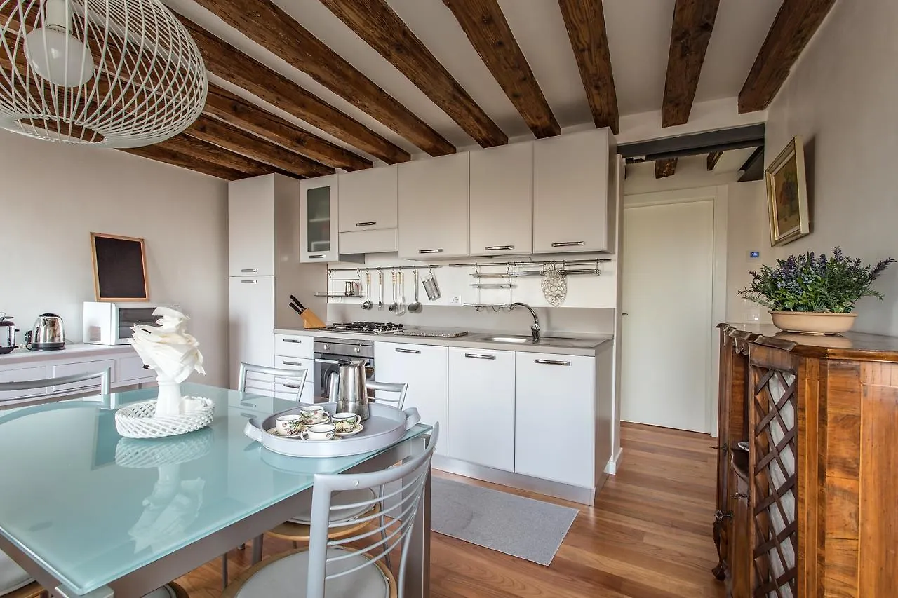 Apartment Appartamento Calle Furlani Venice Italy